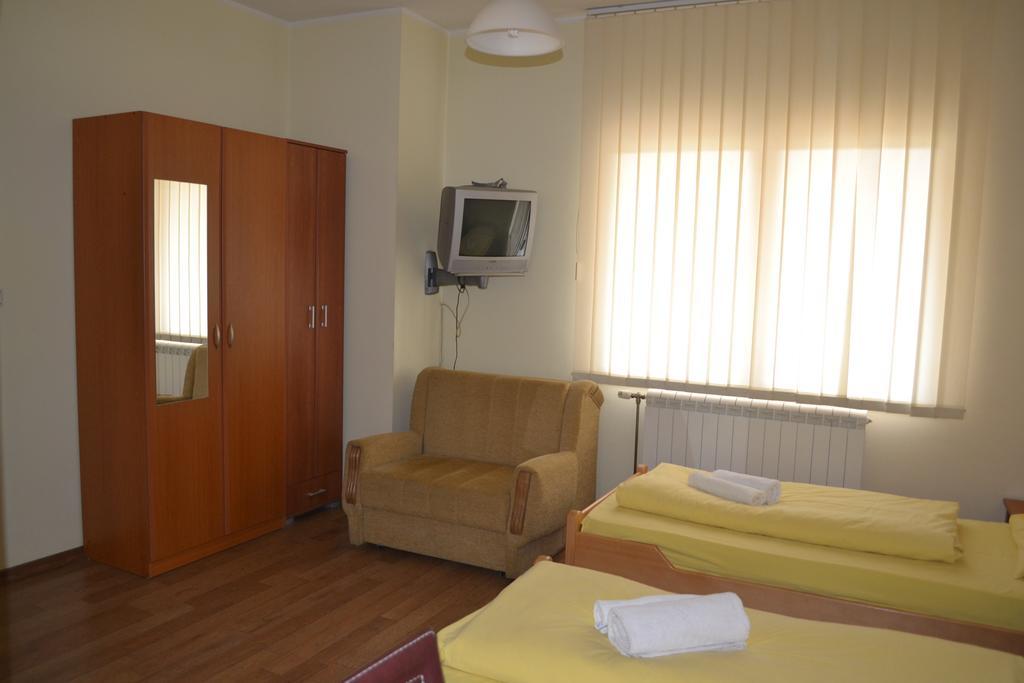 Apartments Tanja Banja Koviljaca Bilik gambar