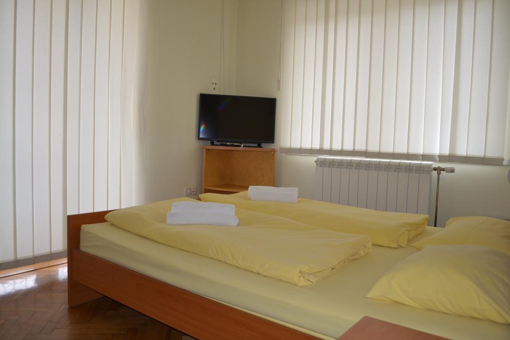 Apartments Tanja Banja Koviljaca Bilik gambar