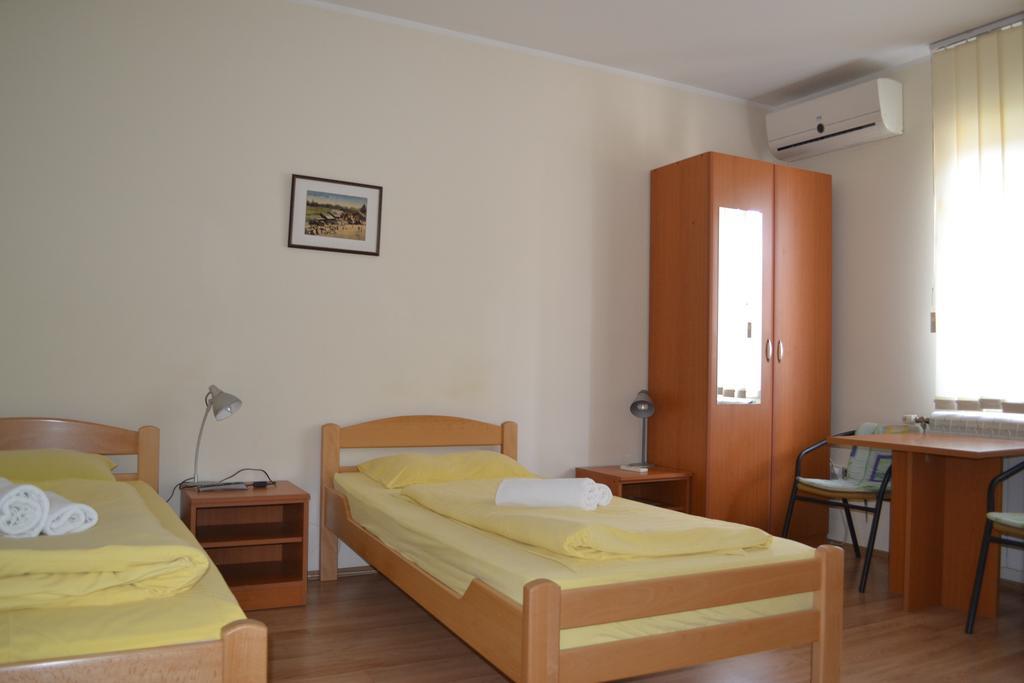 Apartments Tanja Banja Koviljaca Bilik gambar